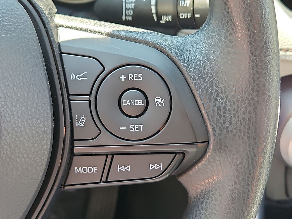 Thumbnail: 2023 Toyota RAV4 - 27