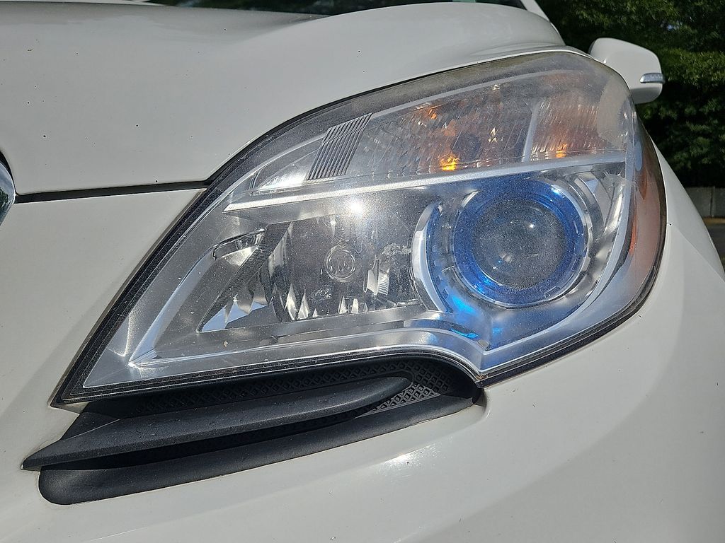 Thumbnail: 2016 Buick Encore - 20