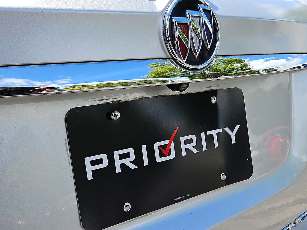 Thumbnail: 2017 Buick Encore - 29