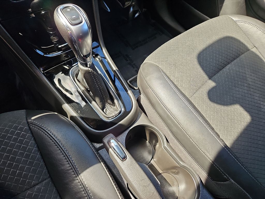 Thumbnail: 2017 Buick Encore - 14