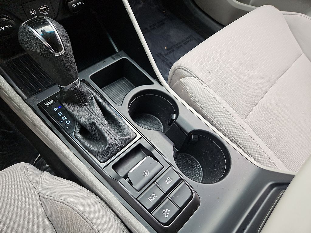Thumbnail: 2019 Hyundai Tucson - 14