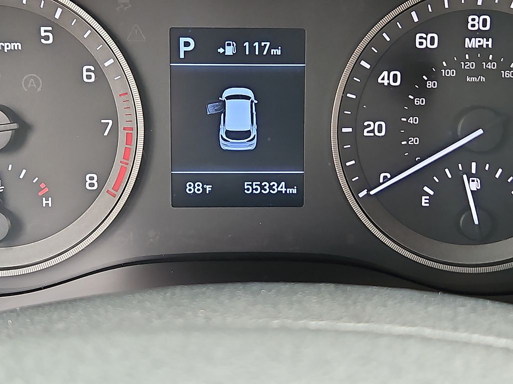 Thumbnail: 2019 Hyundai Tucson - 15