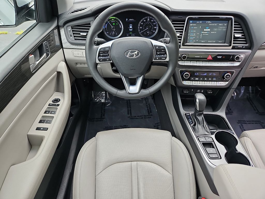 Thumbnail: 2019 Hyundai Sonata - 2