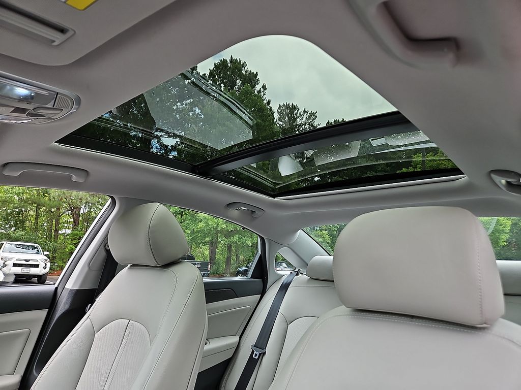 Thumbnail: 2019 Hyundai Sonata - 23
