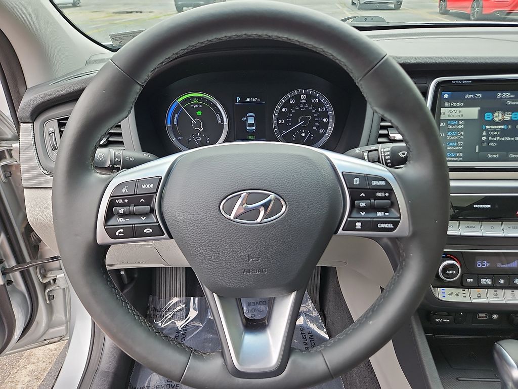Thumbnail: 2019 Hyundai Sonata - 10