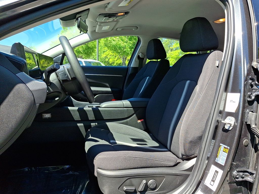 Thumbnail: 2025 Hyundai Sonata - 10