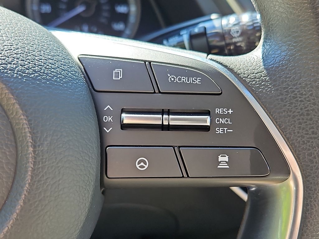 Thumbnail: 2023 Hyundai Sonata - 23