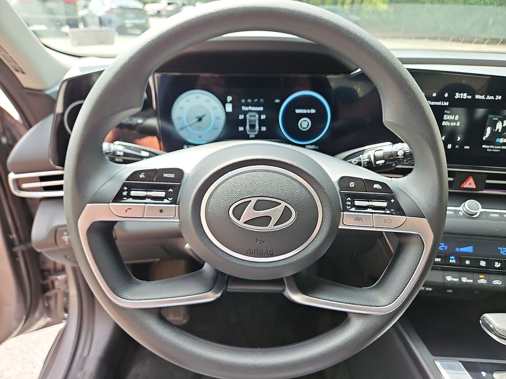Thumbnail: 2024 Hyundai Elantra - 9