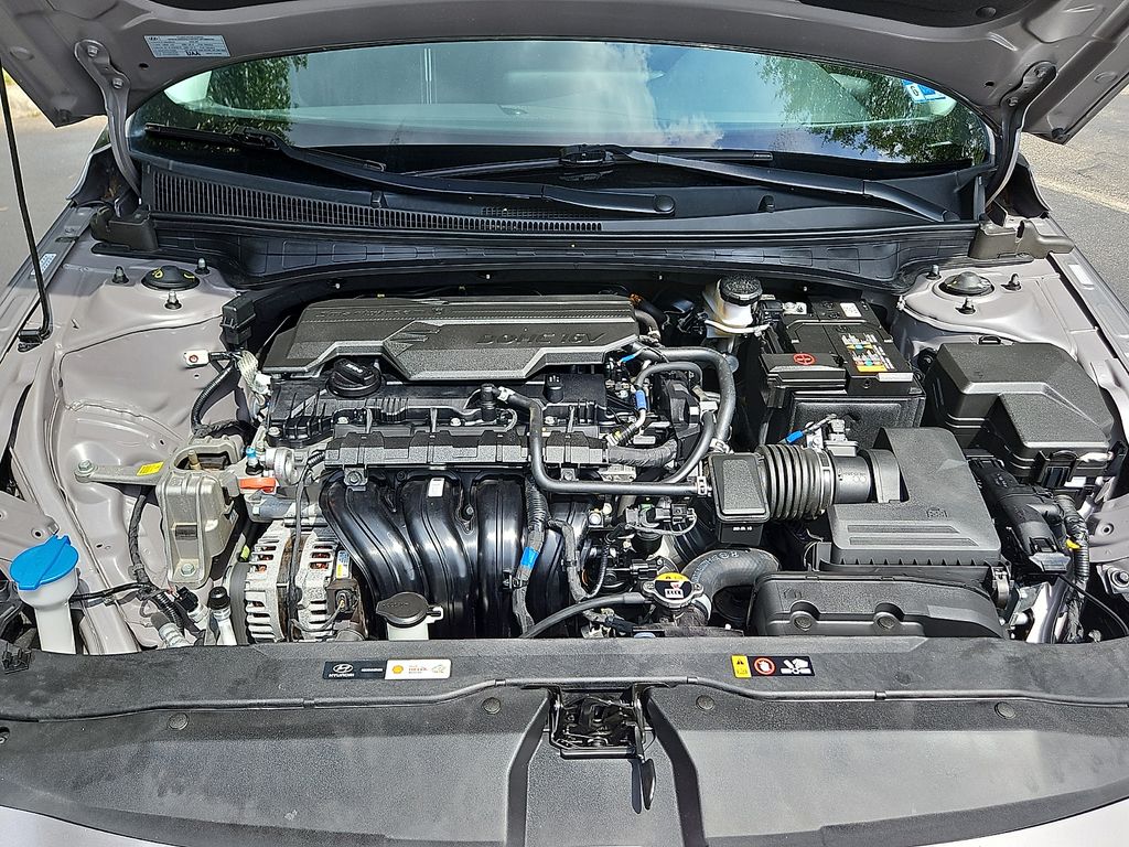 Thumbnail: 2024 Hyundai Elantra - 8