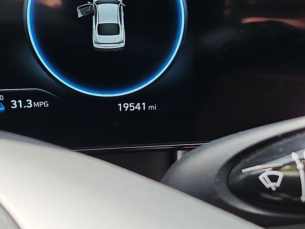 Thumbnail: 2024 Hyundai Elantra - 14