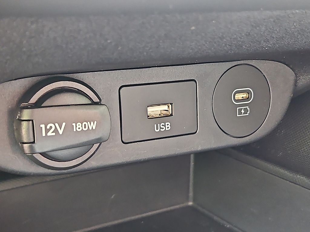 Thumbnail: 2024 Hyundai Elantra - 27