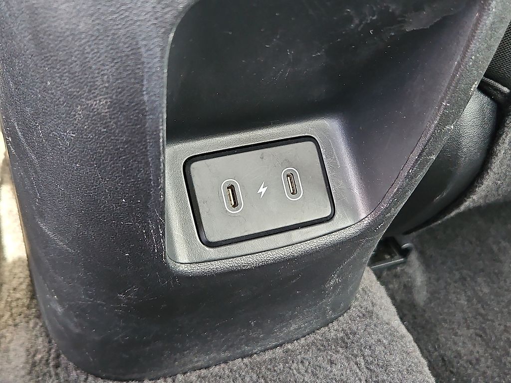 Thumbnail: 2024 Hyundai Elantra - 21