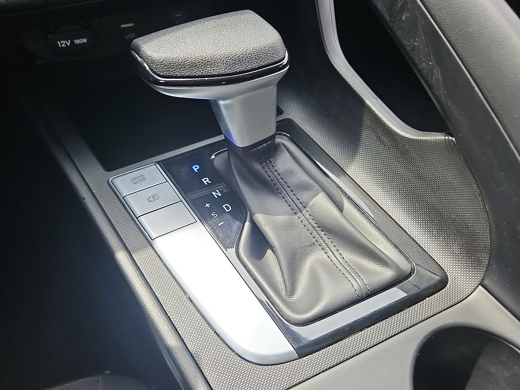Thumbnail: 2024 Hyundai Elantra - 13