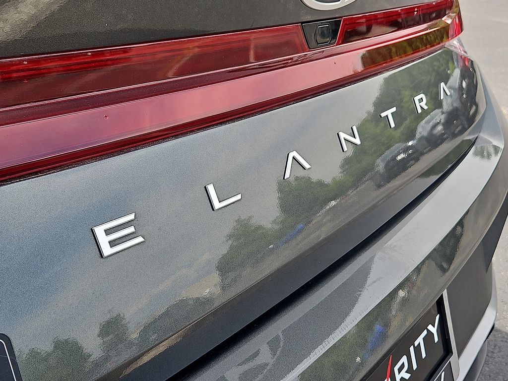Thumbnail: 2024 Hyundai Elantra - 30