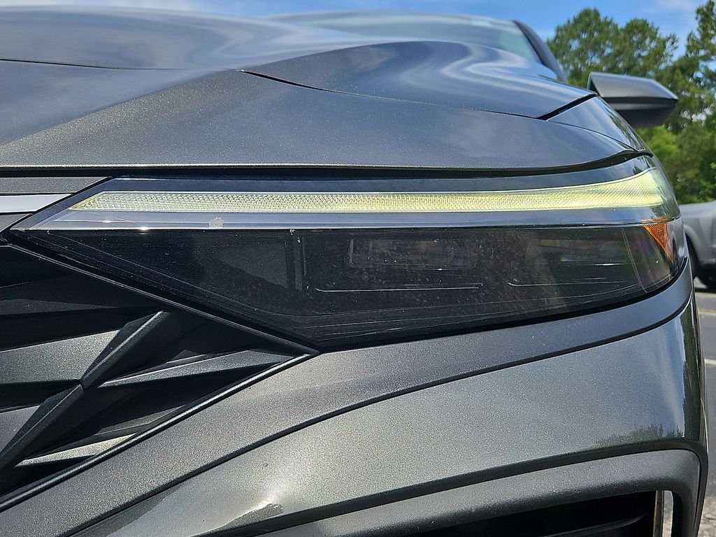 Thumbnail: 2024 Hyundai Elantra - 20