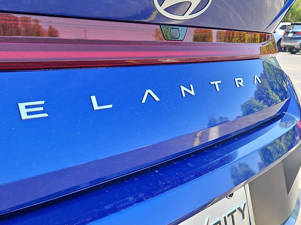 Thumbnail: 2025 Hyundai Elantra - 6