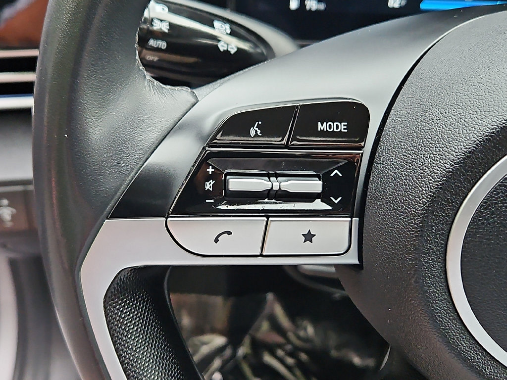 Thumbnail: 2025 Hyundai Elantra - 26