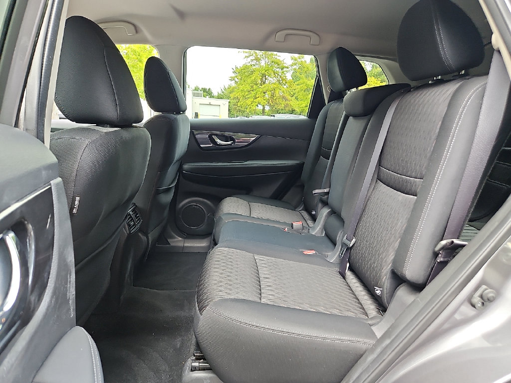 Thumbnail: 2019 Nissan Rogue - 12