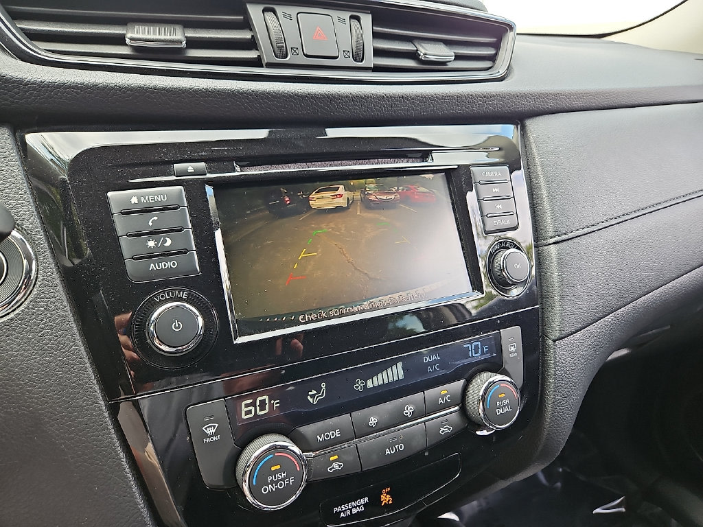Thumbnail: 2019 Nissan Rogue - 23
