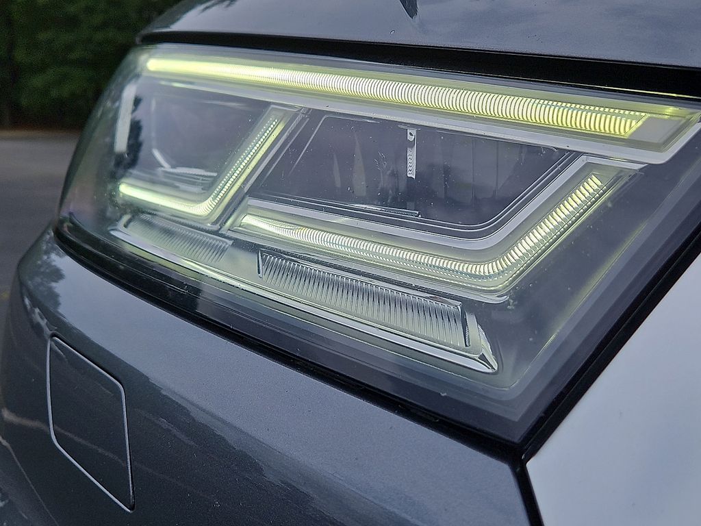 Thumbnail: 2019 Audi Q5 - 20