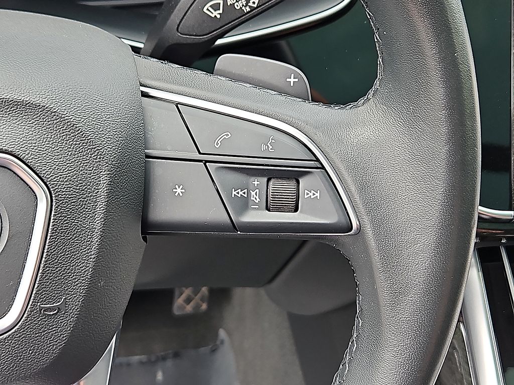 Thumbnail: 2021 Audi Q7 - 28