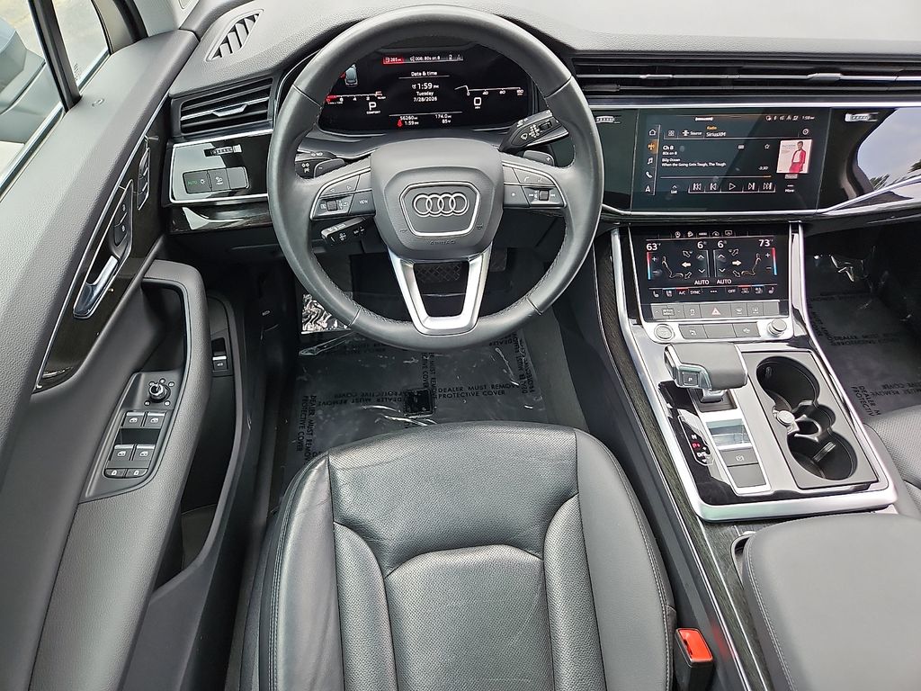 Thumbnail: 2021 Audi Q7 - 2