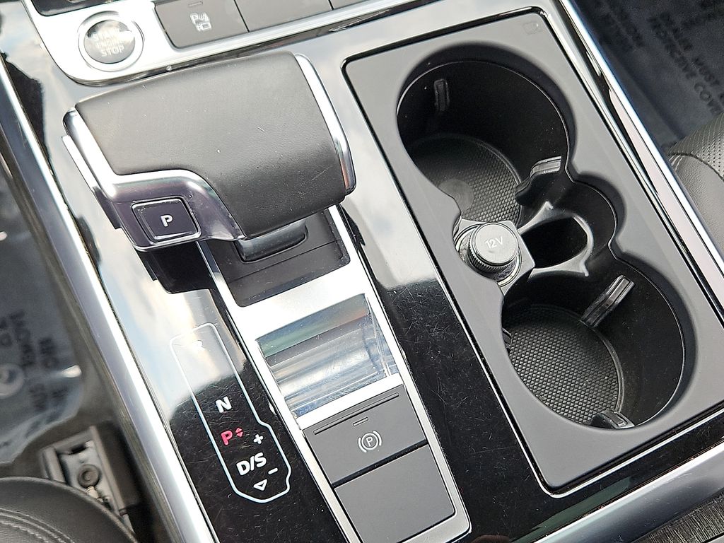 Thumbnail: 2021 Audi Q7 - 30