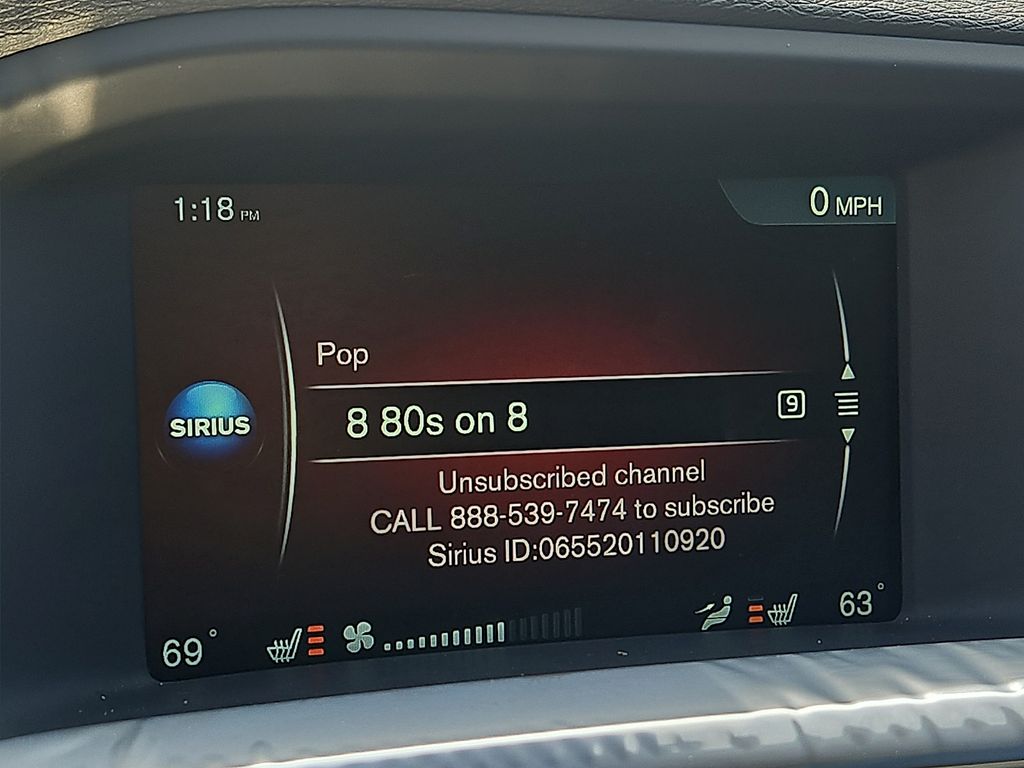 Thumbnail: 2015 Volvo V60 - 12