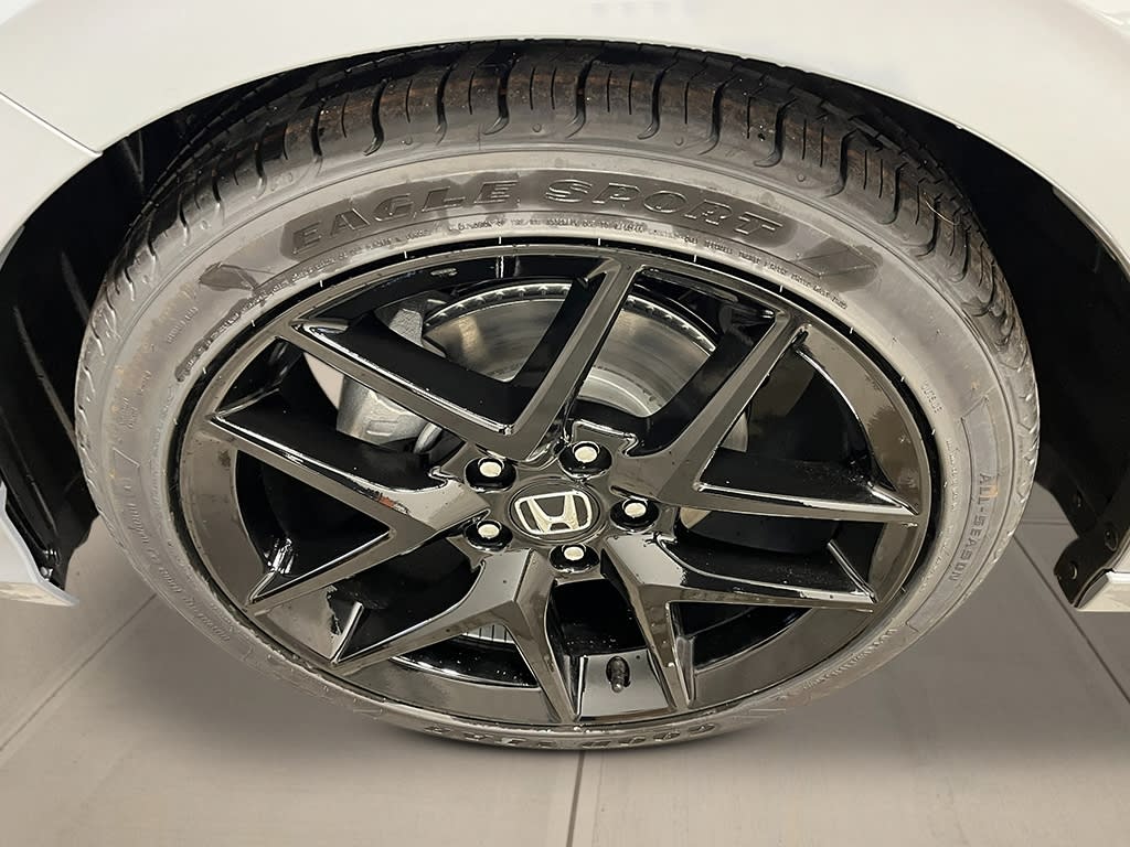 2025 Honda Civic Sport 8