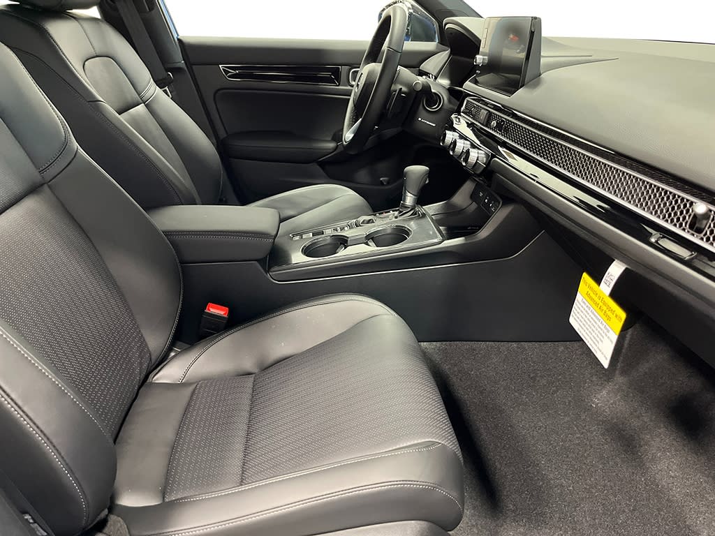 2025 Honda Civic Sport Touring 12