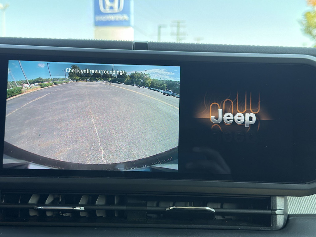 Thumbnail: 2026 Jeep Wrangler - 24
