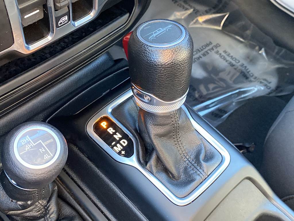 Thumbnail: 2023 Jeep Gladiator - 12