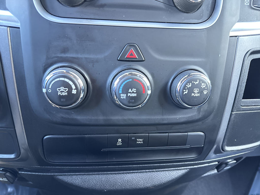 Thumbnail: 2024 RAM 1500 - 21