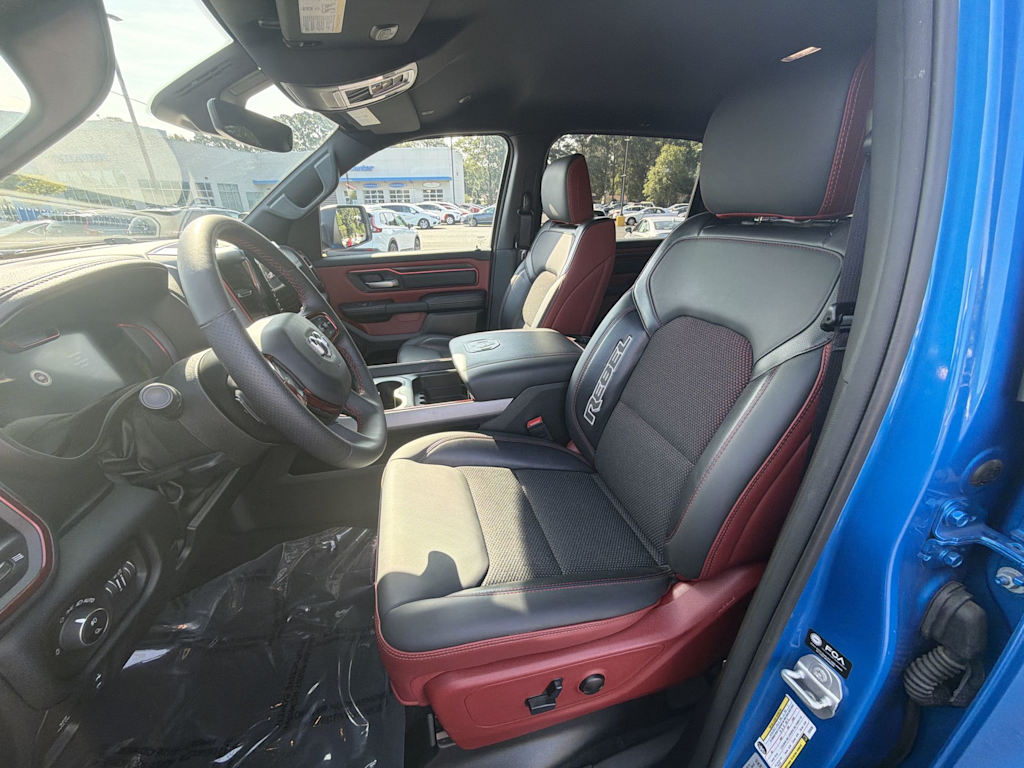 Thumbnail: 2026 RAM 1500 - 8