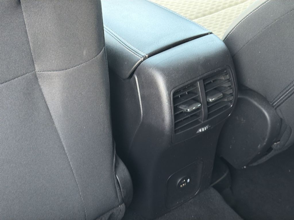 Thumbnail: 2022 Ford Escape - 23