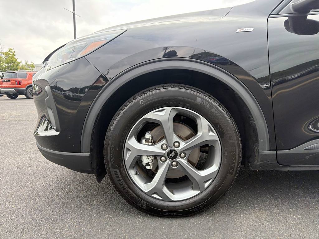 Thumbnail: 2025 Ford Escape - 6