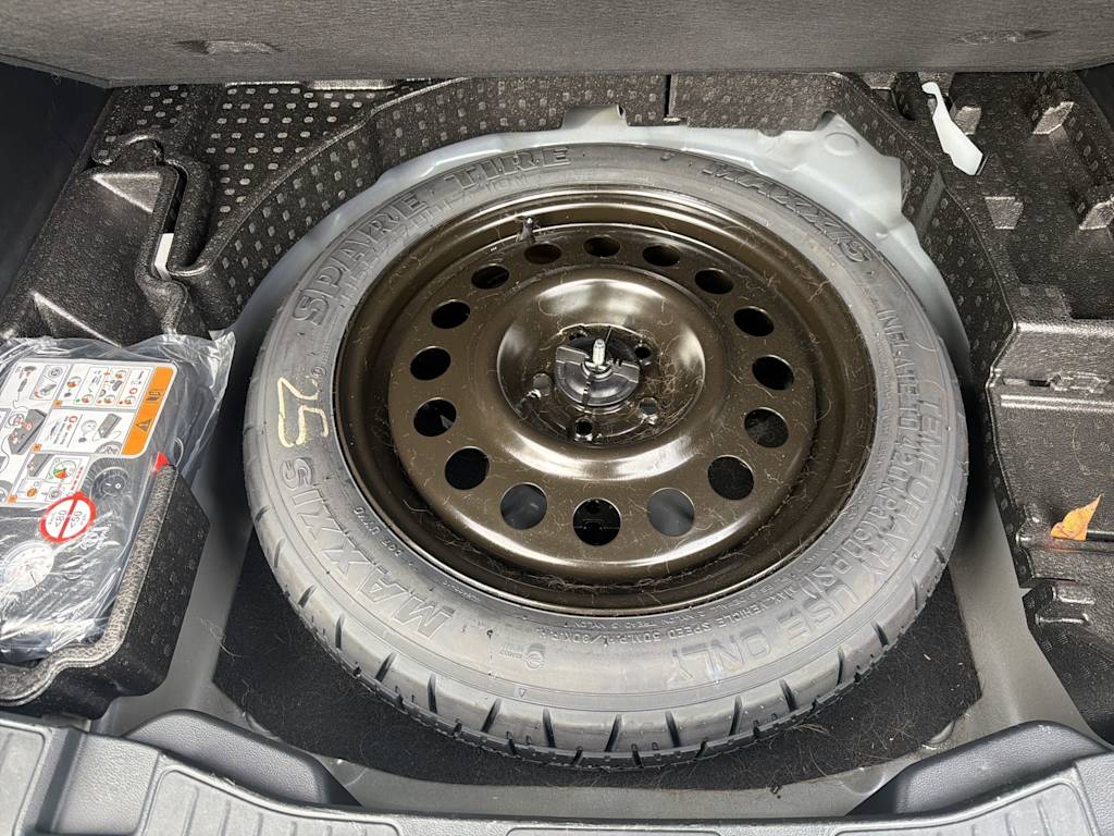 Thumbnail: 2025 Ford Escape - 23