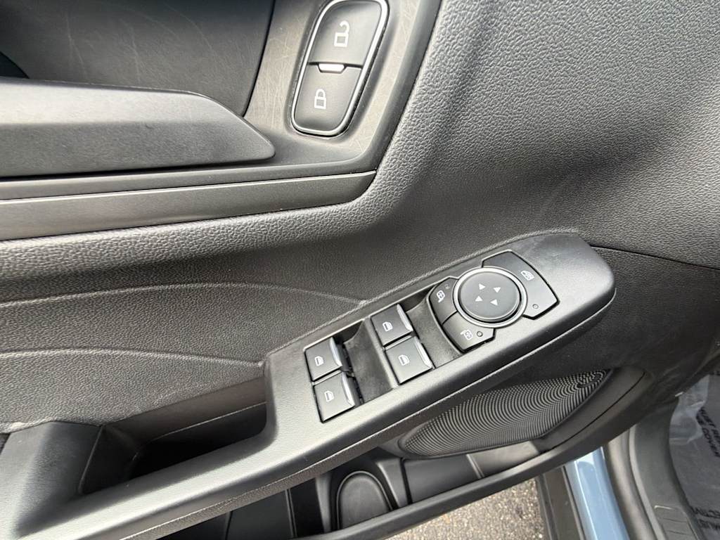 Thumbnail: 2025 Ford Escape - 21