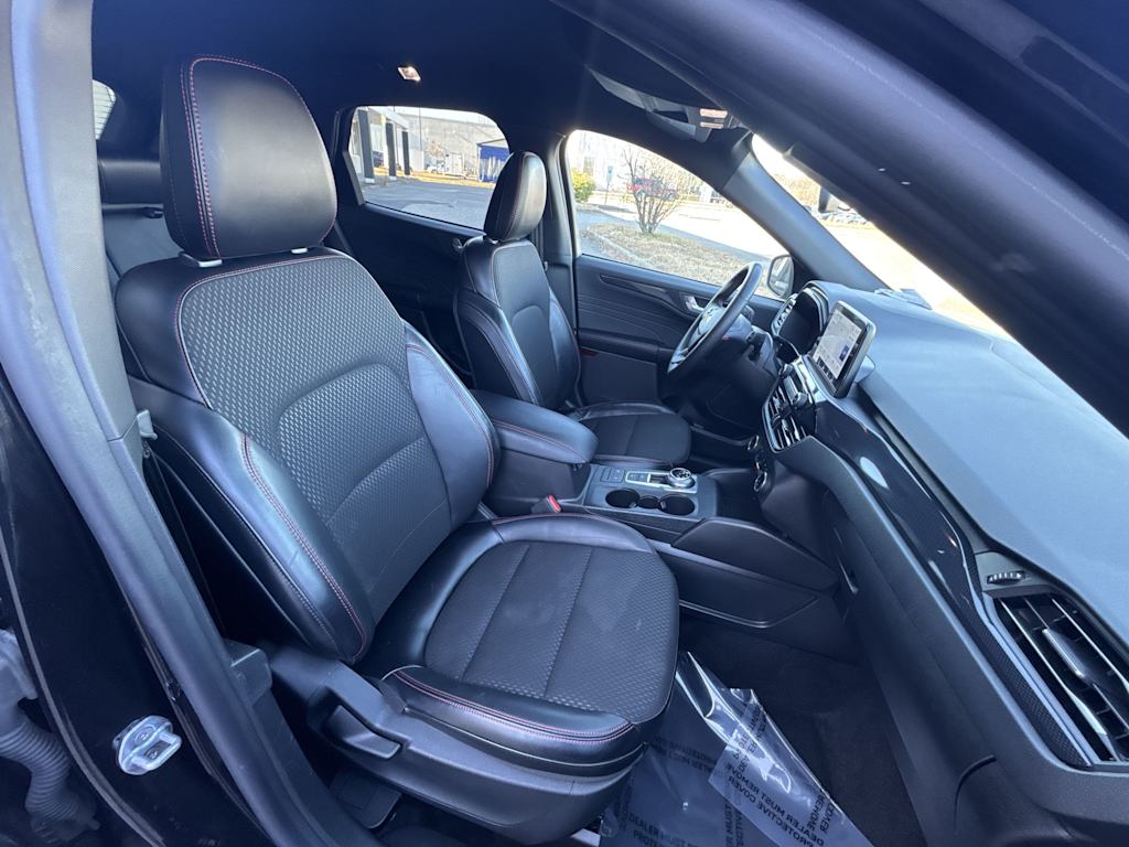 Thumbnail: 2025 Ford Escape - 9