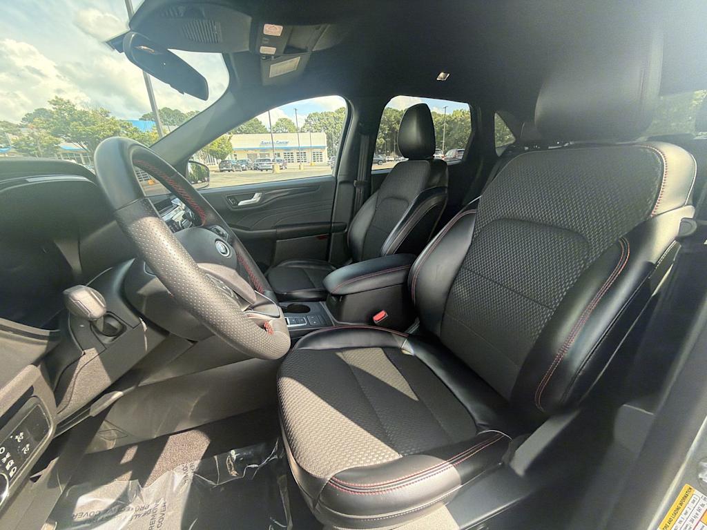 Thumbnail: 2024 Ford Escape - 8