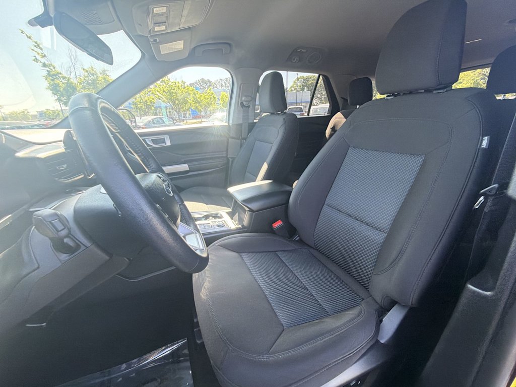 Thumbnail: 2023 Ford Explorer - 8