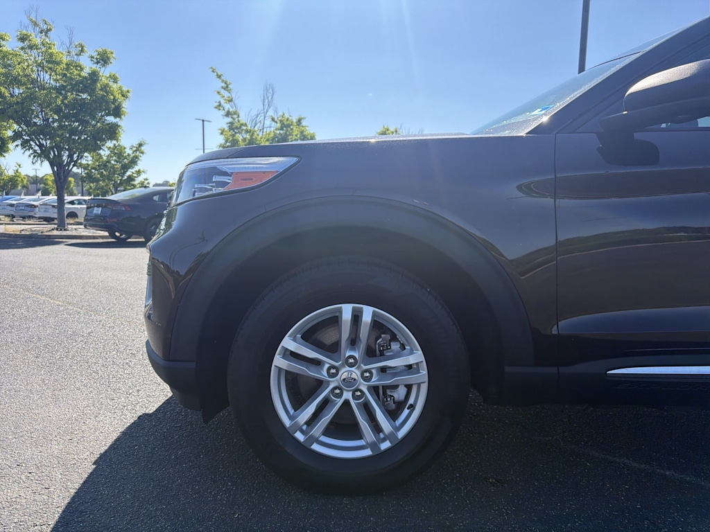 Thumbnail: 2023 Ford Explorer - 6