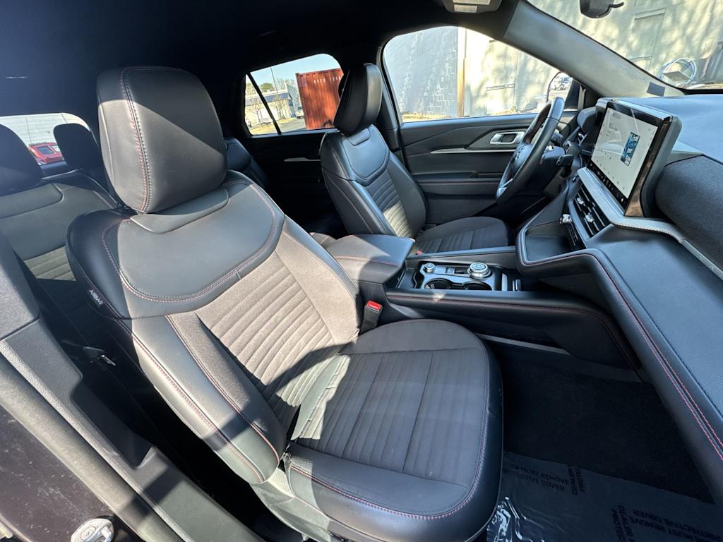 Thumbnail: 2025 Ford Explorer - 10