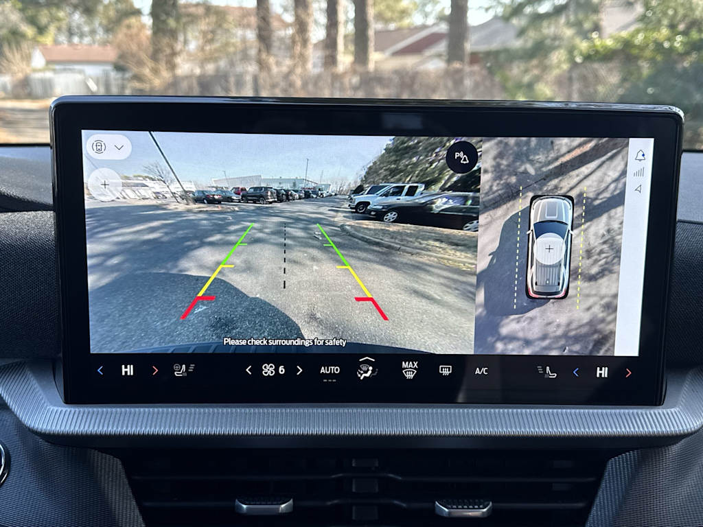 Thumbnail: 2025 Ford Explorer - 25