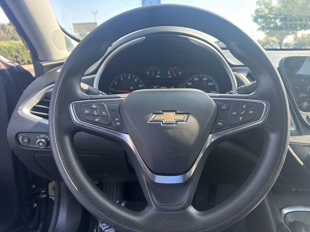 Thumbnail: 2024 Chevrolet Malibu - 2