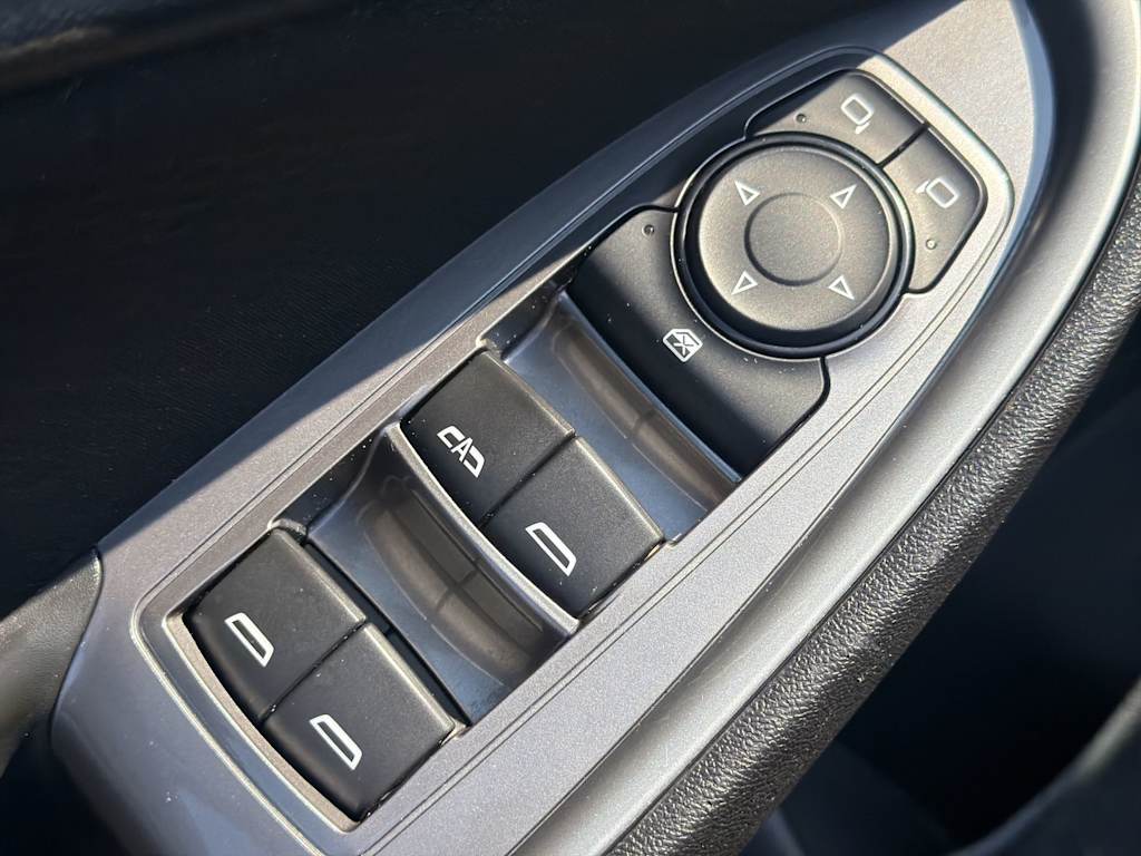 Thumbnail: 2024 Chevrolet Malibu - 21