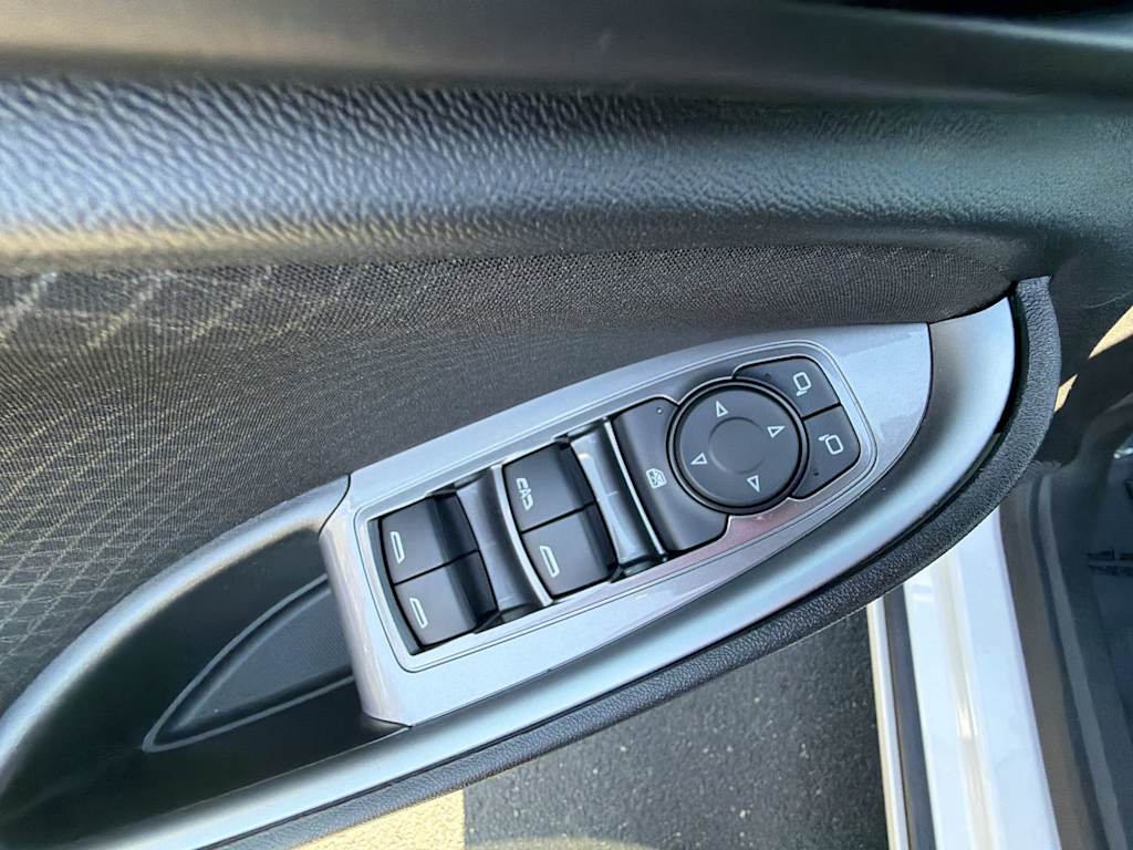 Thumbnail: 2024 Chevrolet Malibu - 20