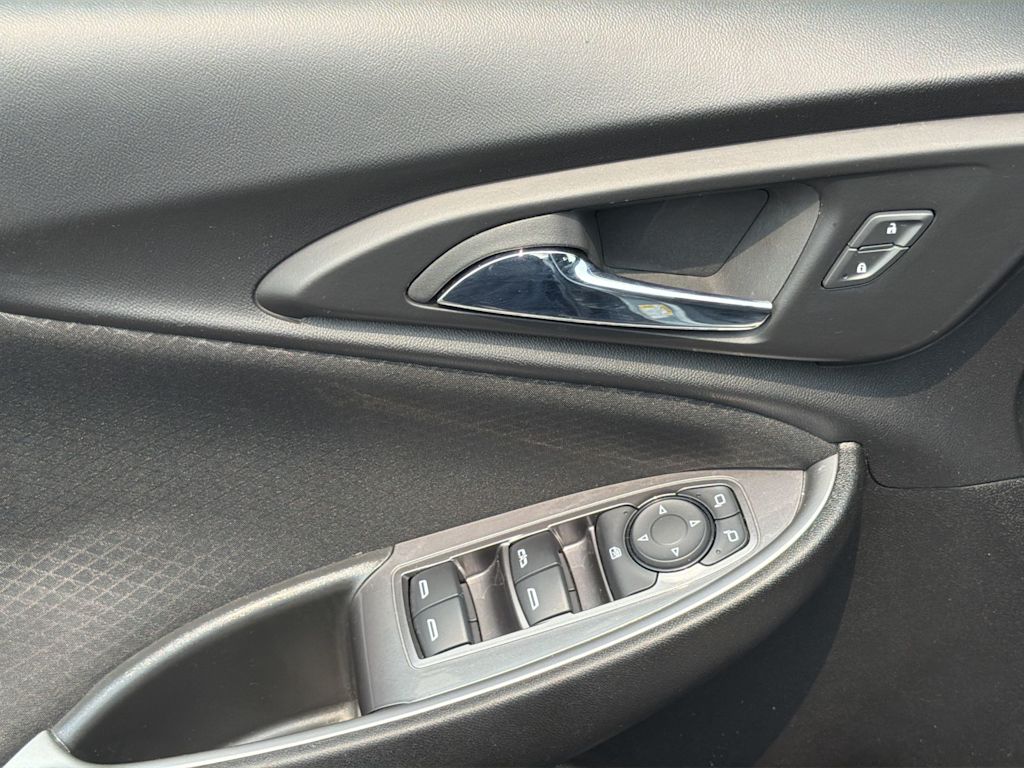 Thumbnail: 2024 Chevrolet Malibu - 22