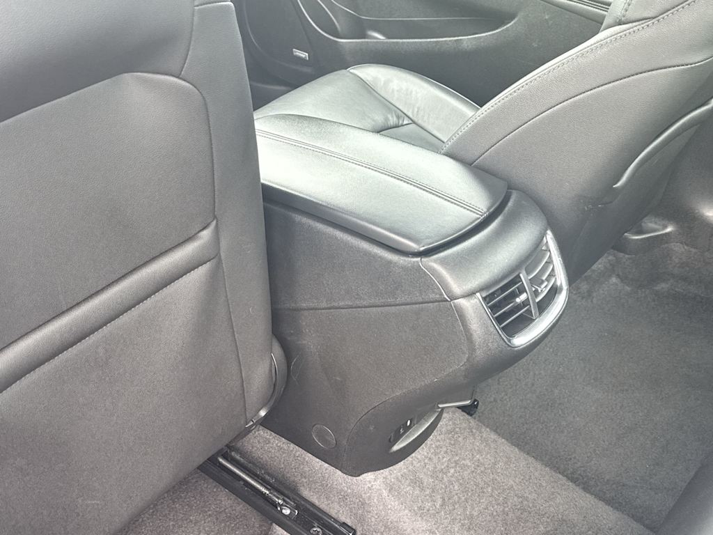 Thumbnail: 2024 Chevrolet Malibu - 15