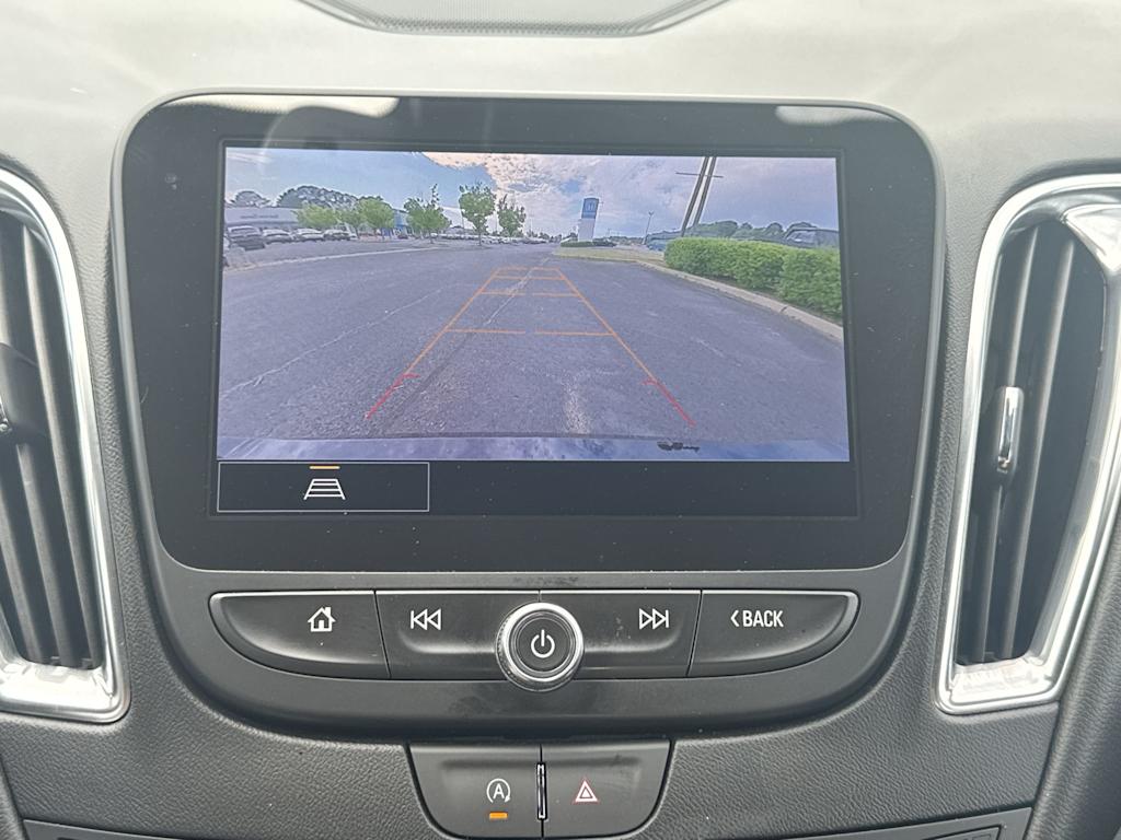 Thumbnail: 2024 Chevrolet Malibu - 24